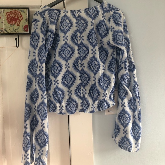 Blouse from Hollister - Picture 2 of 5